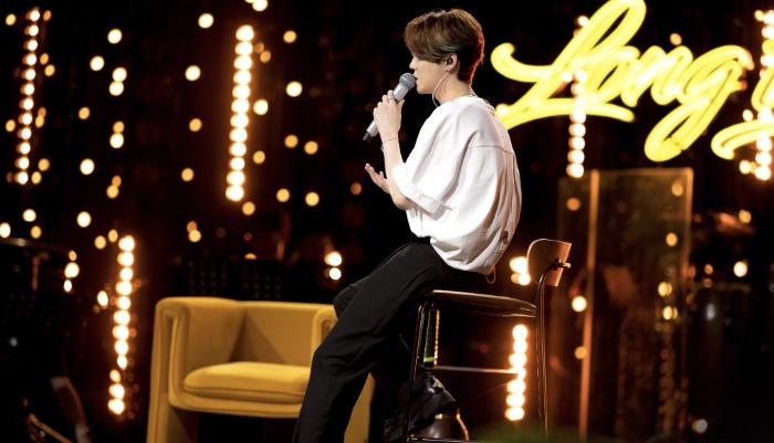 鹿晗娱乐圈人缘变化_鹿晗生日现状_穿越娱乐圈ps鹿晗