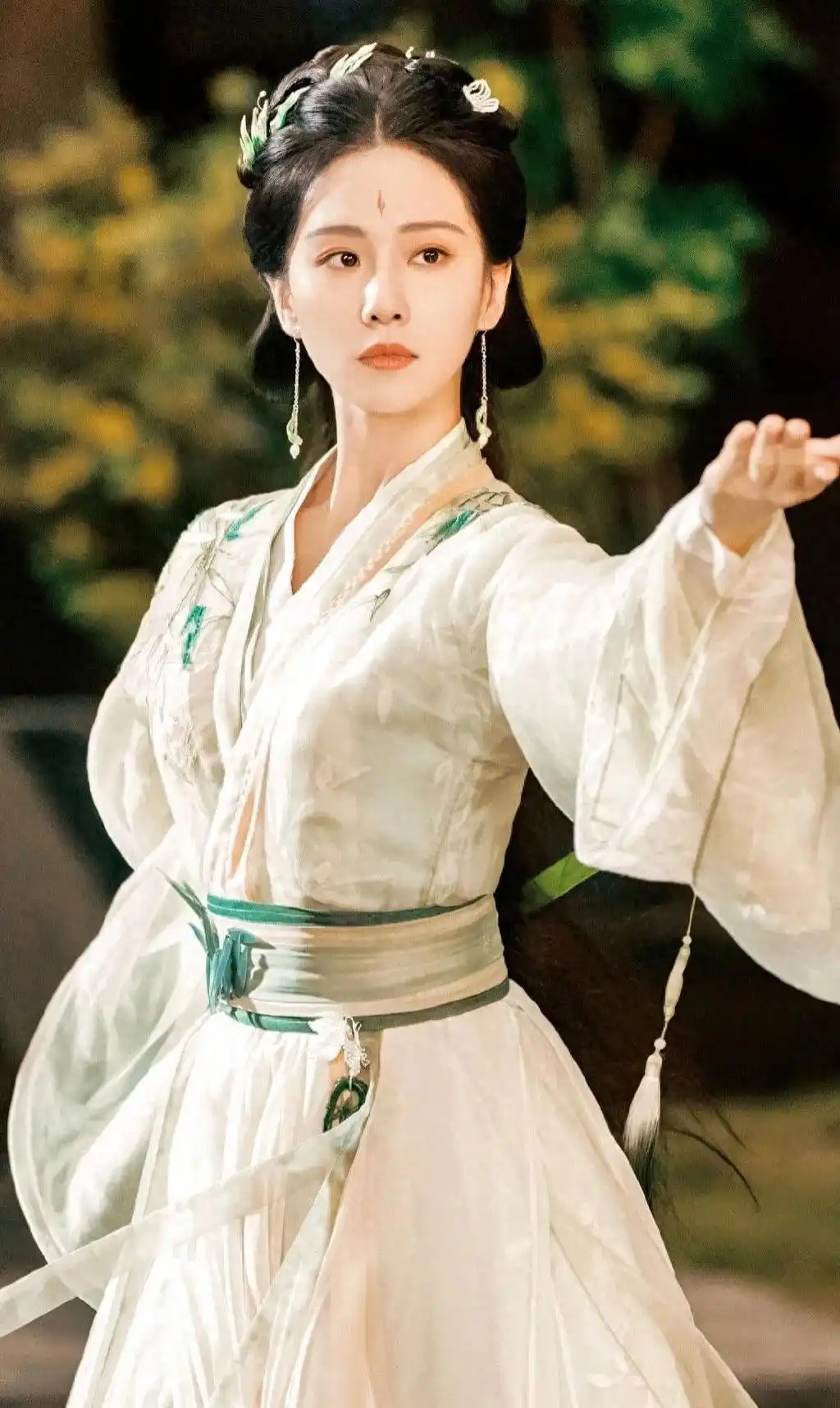 古装女神代表演员_中国古装剧经典女演员_2016古装女明星