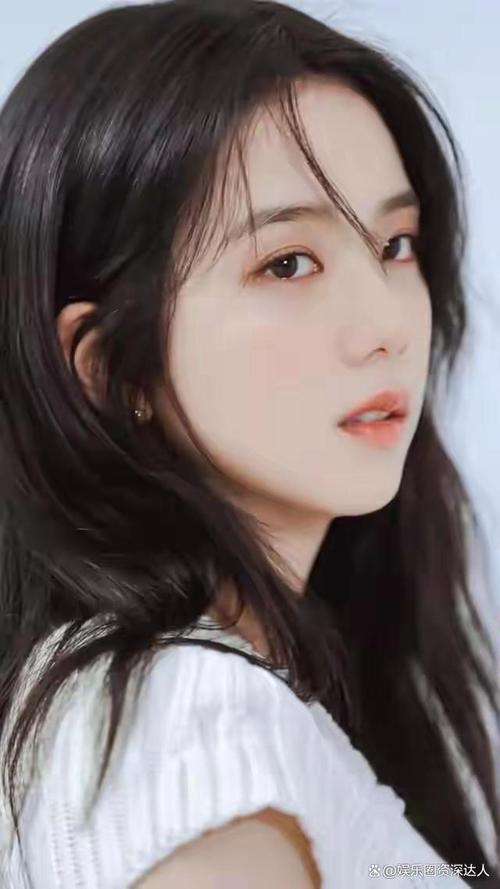 韩国娱乐圈31版新逻辑：金智秀转型拍浪漫剧，律喜复出闯19禁赛道