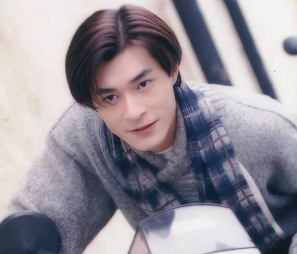 娱乐圈的辈分_娱乐圈辈分_内地娱乐圈辈分最大