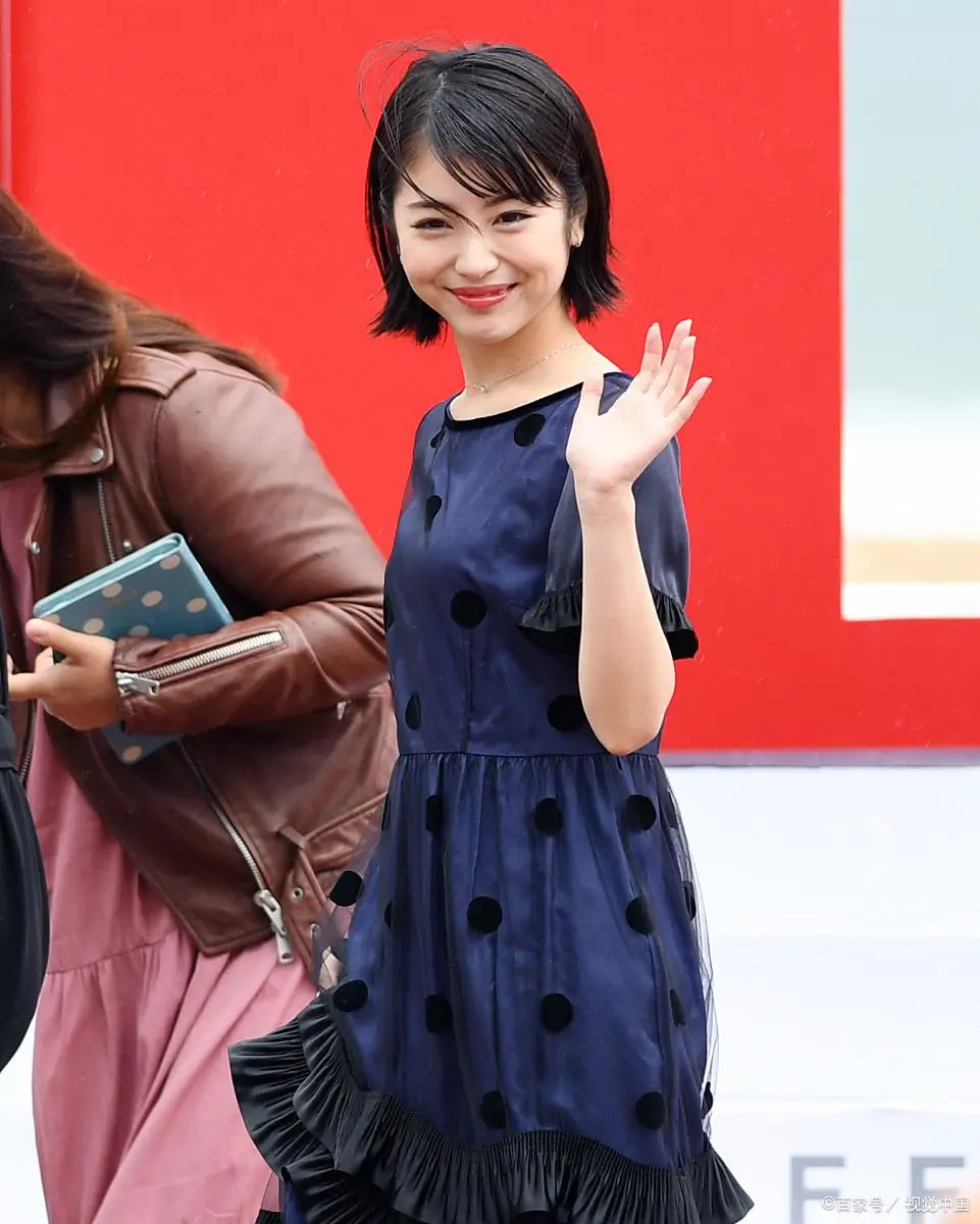 滨边美波 日本新生代女演员演技 广濑铃 日本新生代女演员演技 永野芽郁 日本新生代女演员演技_日本女明星大全