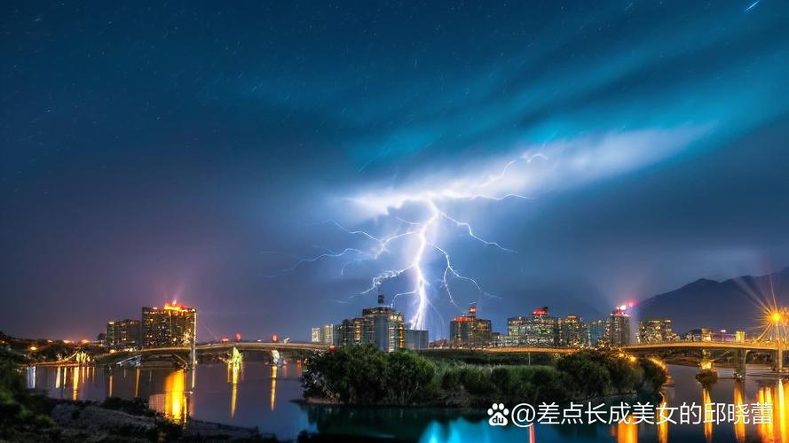 娱乐圈一秒钟都不够看！最新八卦闪电速报